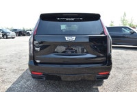 2021 CADILLAC ESCALADE SPORT 4WD BLACK RAVEN • 6.2L V8 • ONLY 109,666 KMS LUXURY • PERFORMANCE • TEC... (image 3)