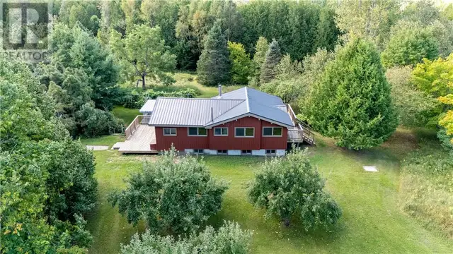 1703 Union Road Evansville, Ontario in Land for Sale in Sudbury - Image 2