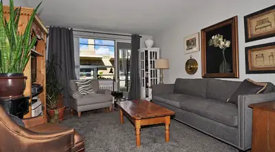For a limited time - sign a new lease with 1/2 month free rent in the 6th and 12th month! Terms and...