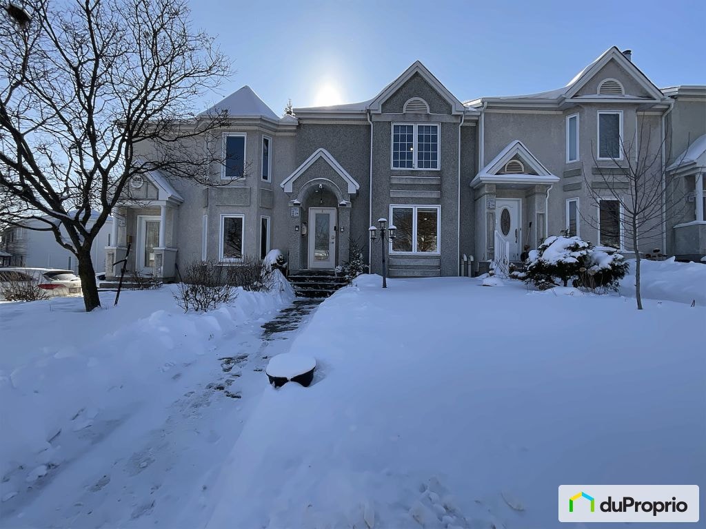 $499,999 - Townhouse for sale in Chateauguay — photo 1