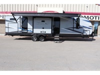 *** Luxurious Alpha Wolf!! Absolutely one of the nicest campers you will find!! Scroll through the p... (image 1)