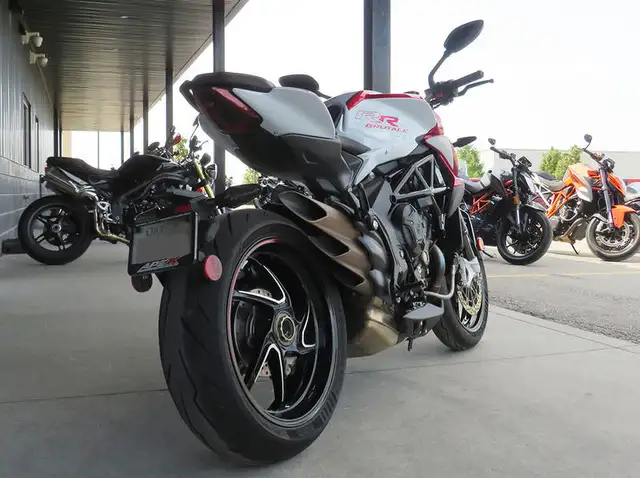 2023 MV Agusta Brutale RR in Sport Bikes in Cambridge - Image 6