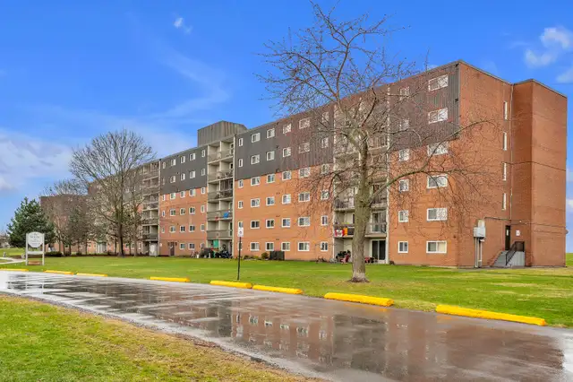 Village Towers Apartments - 2 Bedroom Apartment for Rent - Kings in Long Term Rentals in Kingston - Image 2