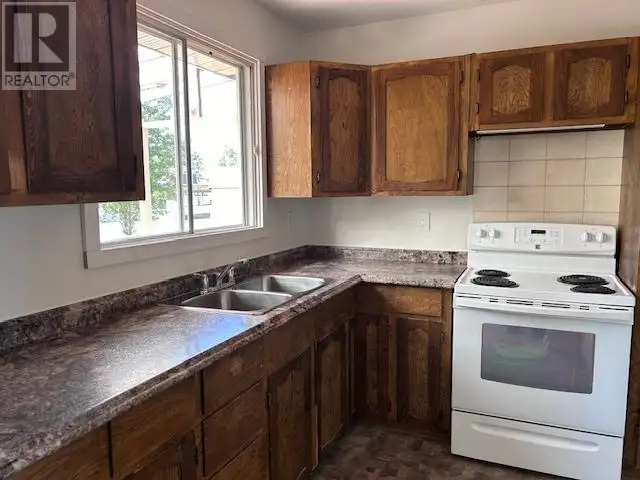 75 CHOWSUNKET STREET Fraser Lake, British Columbia in Houses for Sale in Burns Lake - Image 4