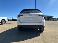 Dealer Certified Pre-Owned. This Mazda CX-5 boasts a Regular Unleaded I-4 2.5 L/152 engine powering... (image 6)