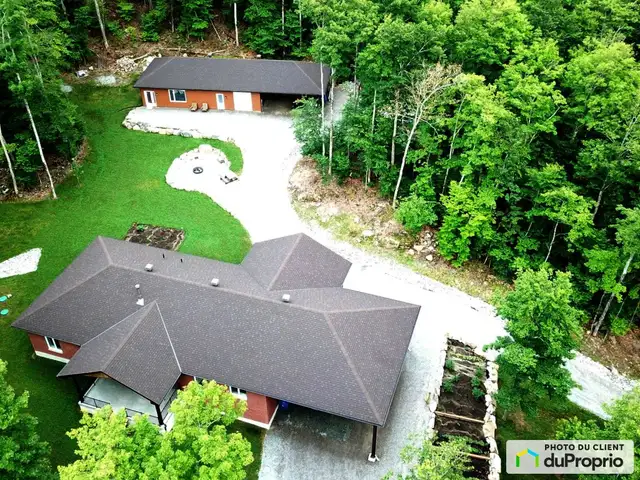 $1,180,000 - Bungalow for sale in Val-Des-Monts63235949696003121