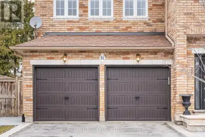 31 MARINUCCI COURT Richmond Hill (Mill Pond), Ontario