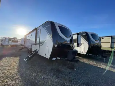 We are looking for good pre owned Rv's to buy or consign!! EAST TO WEST Alta travel trailer 2850KRL...