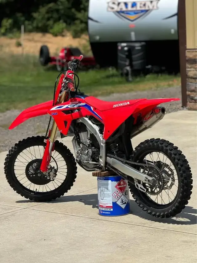 2021 HONDA CRF450R-RED! in Dirt Bikes & Motocross in Edmonton - Image 2