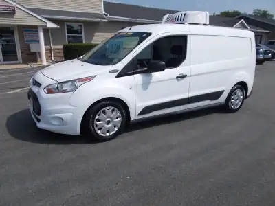2018 Ford Transit Connect 4 cyl, auto, pw, pl, air, back up camera 207,000km, new tires, new MVI Com...