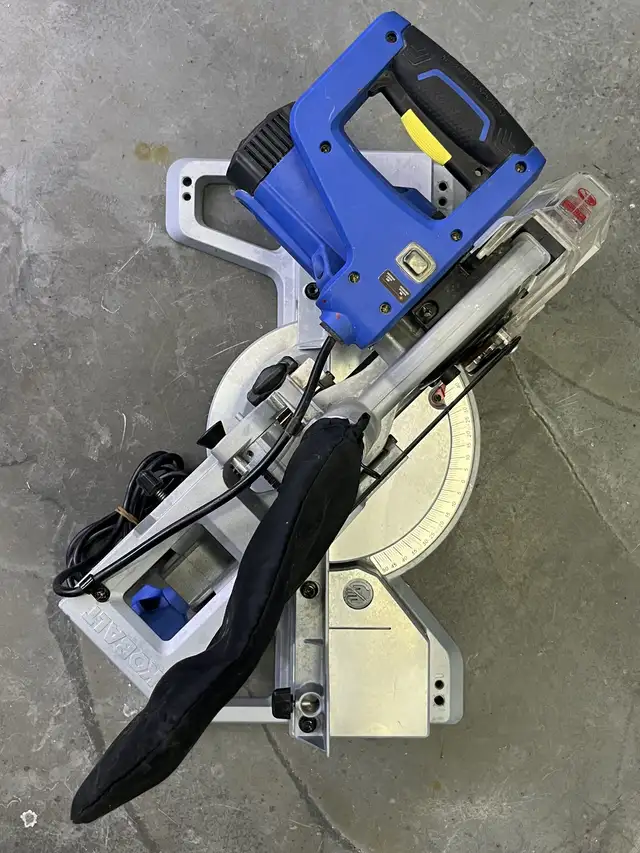 Kobalt Compact Sliding Single-Bevel Corded Mitre Saw - 7 1/4-in in Power Tools in Mississauga / Peel Region - Image 5