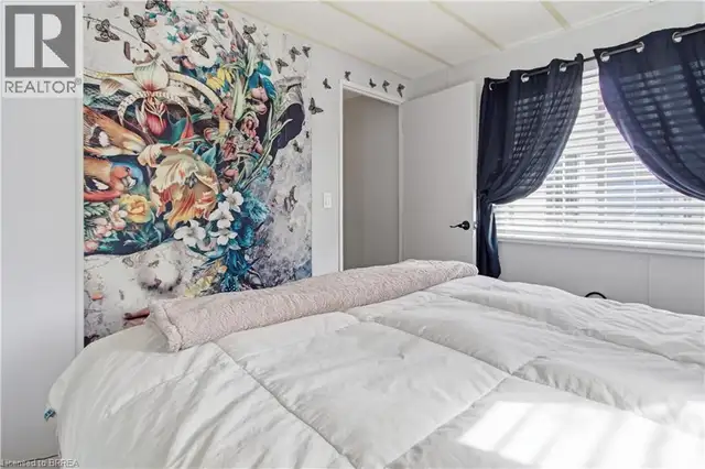 428 PINE Pass Wellington, Ontario in Houses for Sale in Oakville / Halton Region - Image 17
