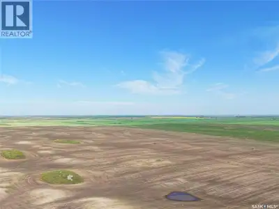 This package includes seven quarters of grain land in the RM of Deer Forks #232 and Enterprise #142....