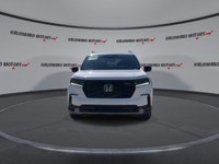 Power Passenger Seat, Power Driver's Seat, Leather Seats, Lane Departure, Hitch Receiver, Heated Ste... (image 2)