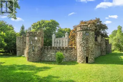 A rare opportunity to own a landmark PEI property with endless possibilities. This unique 5.02-acre...