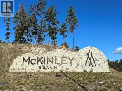 Located in Desirable McKinley Landing, A waterfront Community that offers lifestyle that's hard to b...