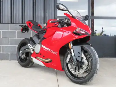 Finance at $146 bi-weekly*! Click "Get Financing" to see if you qualify! Apex Cycle 1-888-702-4150 V...