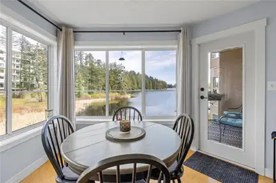 Welcome to easy lakeside living Nanaimo’s best 55+ building- on Long Lake! This updated 2-bedroom, 2...