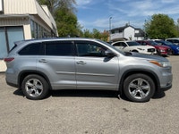 Vehicle Highlights: - Accident free - Dealer serviced - 7 Passenger Another beautiful Toyota Highlan... (image 7)