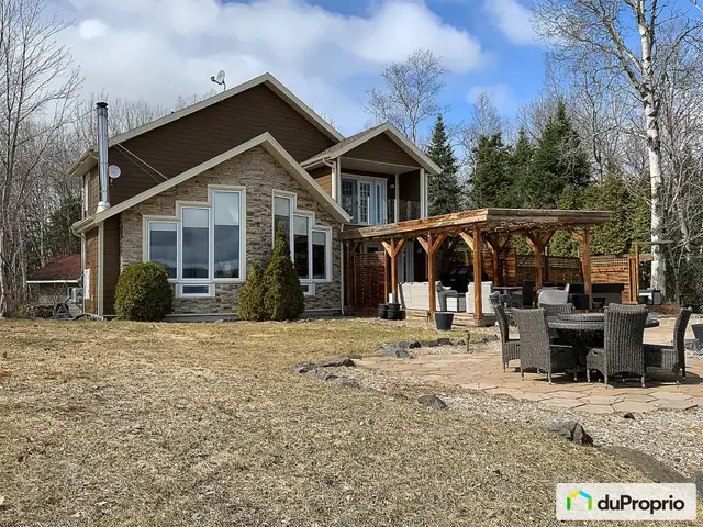 $1,200,000 - 2 Storey for sale in Jonquière (Lac-Kénogami) in Houses for Sale in Saguenay - Image 2