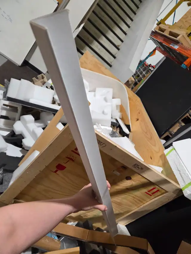 Free FOAM / CARDBOARD / corners First come in Free Stuff in Mississauga / Peel Region - Image 4
