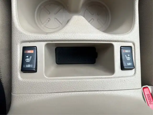2017 Nissan Rogue SL Platinum - Sunroof - Navigation in Cars & Trucks in Kingston - Image 34