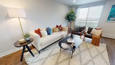 Apartment for Rent at Wonderland Road, Westmount London