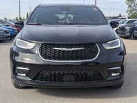 Check out this 2025 Chrysler Pacifica Select. Its Automatic transmission and Regular Unleaded V-6 3.... (image 2)