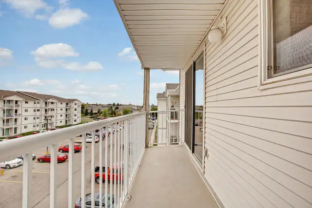 2 Bed x 1 Bath Apartment for Rent on Highland Blvd W. | $1355.00 in Long Term Rentals in Lethbridge - Image 15