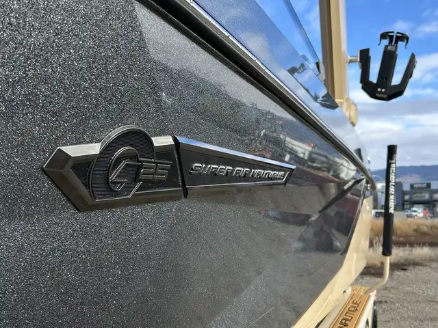 2025 Nautique Super Air G25 in Powerboats & Motorboats in St. Albert - Image 4