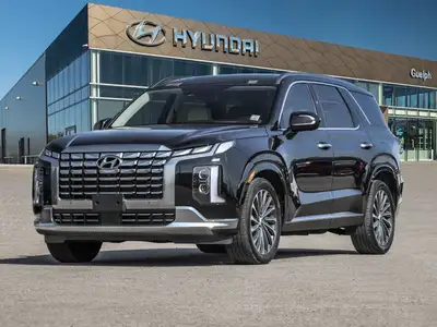 *Low Mileage, Leather Seats!* With its impressive features list, awesome SUV capability, and luxury...