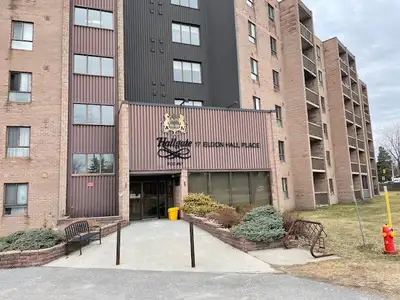 Condo for rent at 17 Eldon Hall Place, Kingston, Ontario