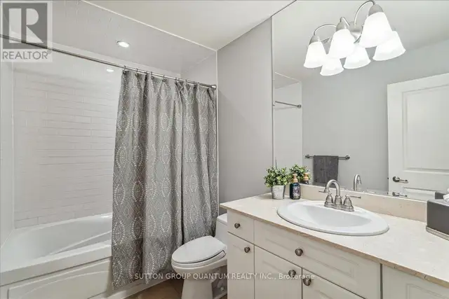 2378 MARINE DRIVE Oakville (BR Bronte), Ontario in Condos for Sale in Oakville / Halton Region - Image 23