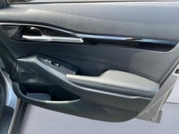Introducing this 2023 Kia Seltos EX Premium AWD with 26,411 km on the odometer, finished in Steel Gr... (image 8)
