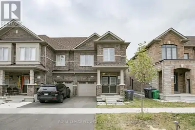 **BRAND NEW TOWNHOUSE*** 4 BDRMS +3 WSHRMS ,Double Door Entry , End Unit, .MAIN LEVEL HARDWOODFLOOR....