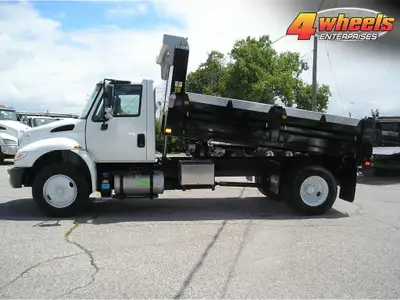 2018 International 4300 Dump, Cummins ISB Diesel, Allison Auto, A/C, 25500 lbs Gvw, FA 8, RA 17.5, S...
