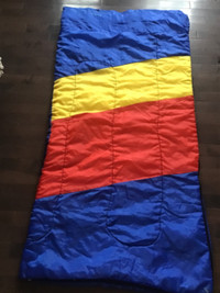 Child’s reversible sleeping bag