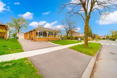 Price: $799,888 / $3,035/mo ATTENTION!!! For All Homeowner, Builders And Investors. Excellent Locati...