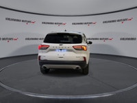 Meet the used 2022 Ford Escape SE AWD at Haldimand Motors Ltd. in Cayuga, a smart choice for drivers... (image 6)