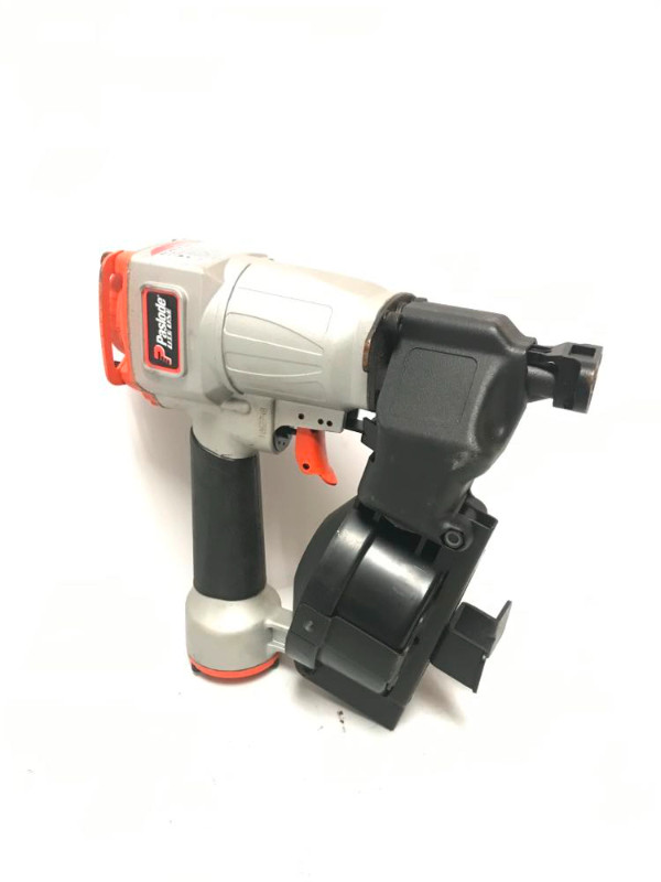 Paslode Coil Roofing Nailer in Power Tools in Oakville / Halton Region - Image 4