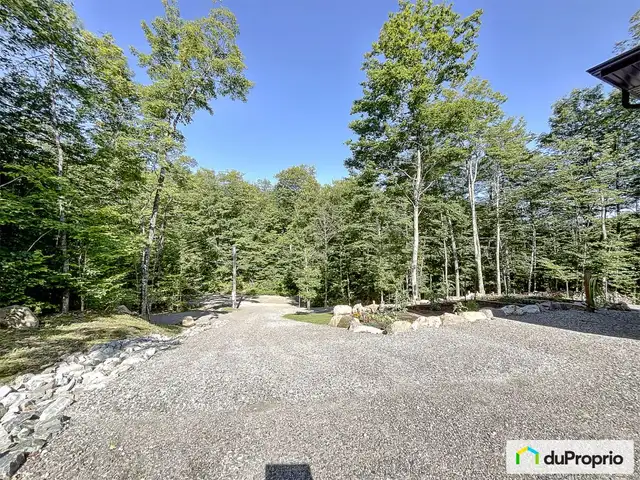 $1,180,000 - Bungalow for sale in Val-Des-Monts63235949696003124