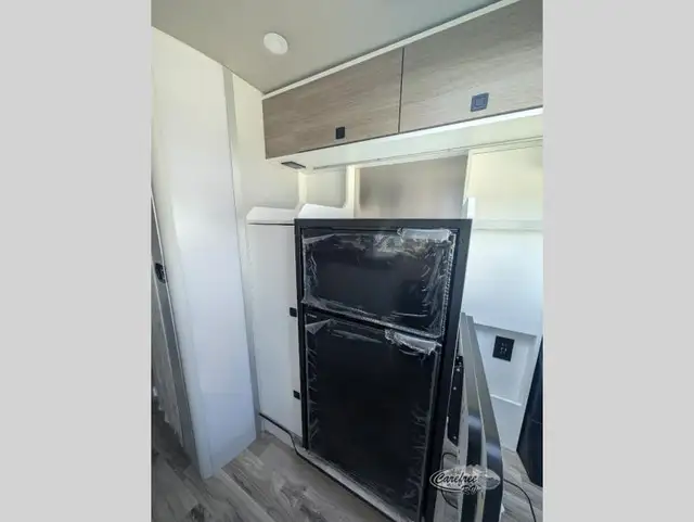 2026 Roadtrek Westfalia Wave For 2 in RVs & Motorhomes in Edmonton - Image 10