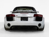 This beautiful 2014 Audi R8 Spyder is a Canadian vehicle with a clean Carfax report. The 2014 Audi R... (image 5)