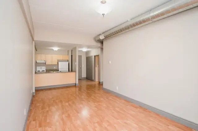 2 bedroom apartment on Harmony Square in Long Term Rentals in Brantford - Image 6