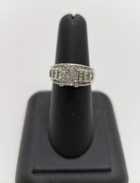 14KT white gold lady's custom diamond ring w appraisal $ 1,575