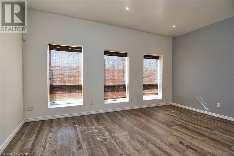 329 KING Street E Unit# 3 Hamilton, Ontario 4
