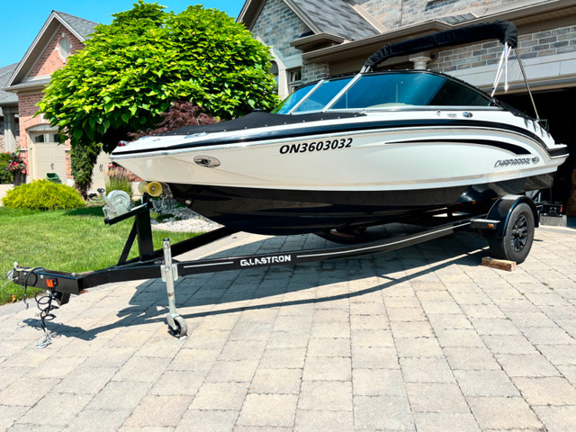 2013 Chaparral 196 SSI Bowrider in Powerboats & Motorboats in London