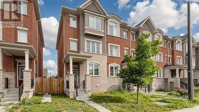138 Cleanside Road Toronto (Clairlea-Birchmount), Ontario, photo 2 of 4