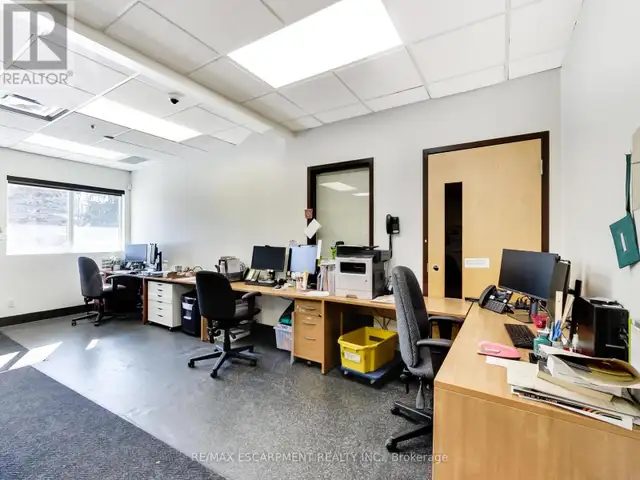 100 - 540 PLAINS ROAD E Burlington (LaSalle), Ontario in Commercial & Office Space for Sale in Oakville / Halton Region - Image 17
