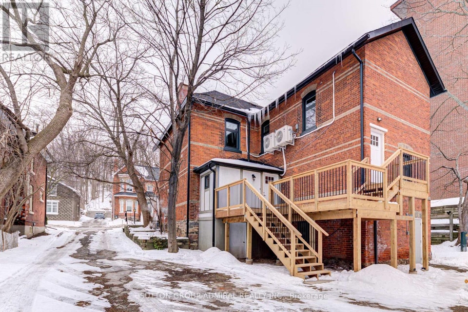 3 - 167 COLLIER STREET Barrie (North Shore), Ontario 2